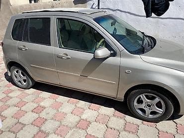 landcruiser 200: Mazda Demio: 2002 г., Хэтчбэк — 2