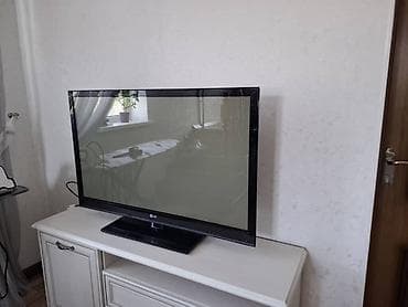 телевизор 80 дюймов цена: Телевизор LG, диагональ около 40–42". Плоская панель, тонкий корпус — 3