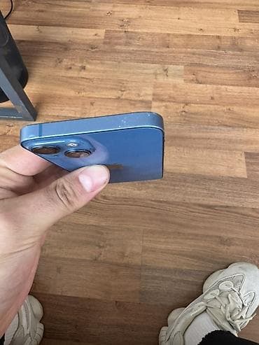 nokia e: IPhone 13, Б/у, 128 ГБ, Голубой, 82 % — 5