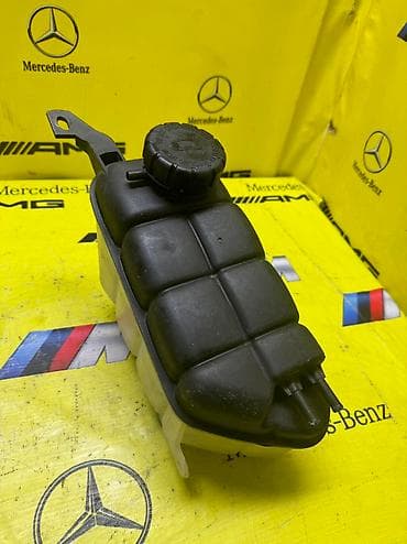 Бачок Mercedes-Benz Оригинал, Япония