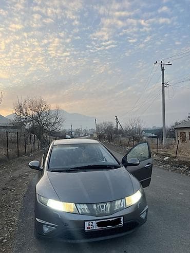 Honda Civic: 2008 г., 1.8 л, Механика, Бензин, Хэтчбэк