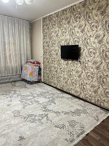 Недвижимость: 1 комната, 40 м², 105 серия, Аламедин-1 мкр 105 серия, 1 этаж, Евроремонт — 2