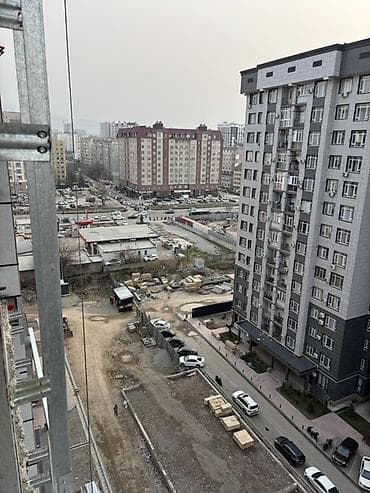 red centr: 1 комната, 42 м², 12 этаж — 10