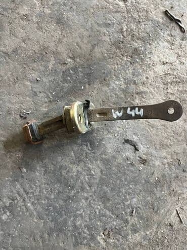 строительства домов из 3d панелей: Mitsubishi Pajero 2 ограничитель двери, Митсубиси Паджеро 2 дверной — 1