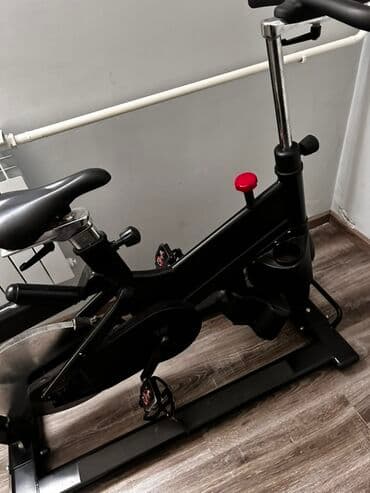 срочно продаю в связи с переездом: Профессиональный спин-байк (велотренажёр) для тренировок дома или в — 5