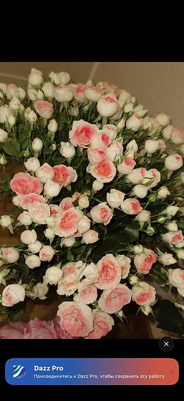 ваза с цветами: Пионы и кустовые розы — нежная розово‑кремовая палитра для букета - — 2