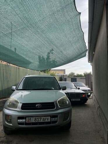 Toyota RAV4: 2003 г., 1.8 л, Механика, Бензин, Кроссовер — 9