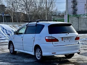 id 4: Toyota Ipsum: 2003 г., 2.4 л, Автомат, Бензин, Минивэн — 2