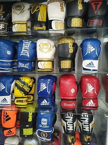 Перчатки: Боксеркие перчатки снарядки снарядные перчатки ММА новые кожаные и — 1