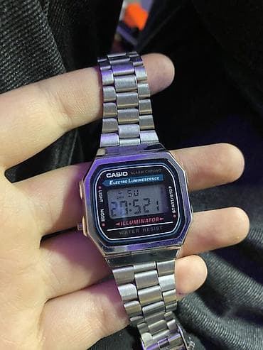 Зер буюмдар: Состояние: по бокам окислилось нету левой одной кнопки и правой — 1