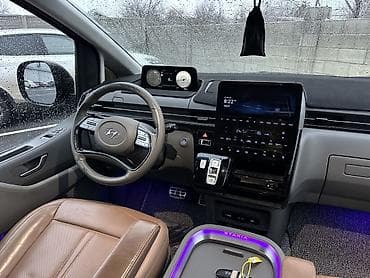 с байтик: Hyundai Staria: 2021 г., 3.5 л, Робот, Газ, Вэн/Минивэн — 10