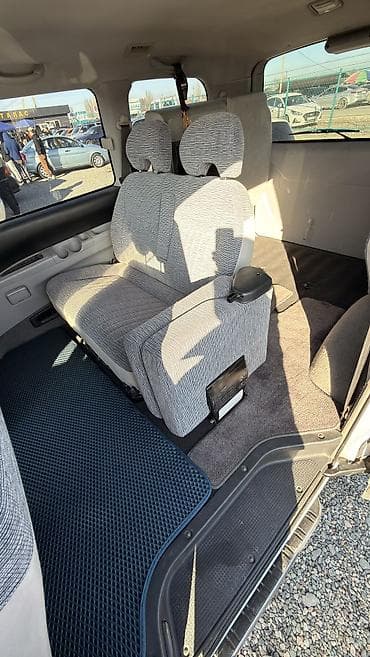 cr v rd5: Mitsubishi Delica: 2002 г., 0.3 л, Автомат, Бензин, Минивэн — 5