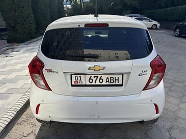 шевро: Chevrolet Spark: 2017 г., Автомат, Бензин, Хэтчбэк — 4