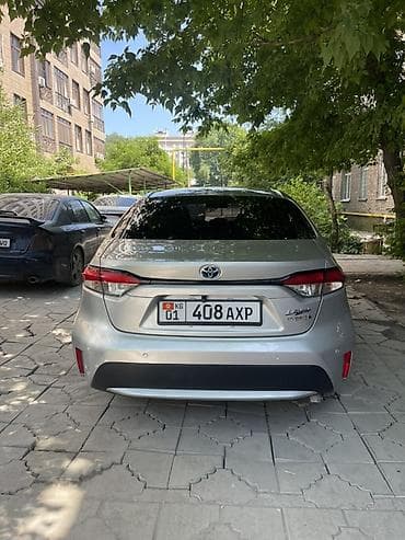 corolla runx: Toyota Levin: 2020 г., 1.8 л, Гибрид, Седан — 3