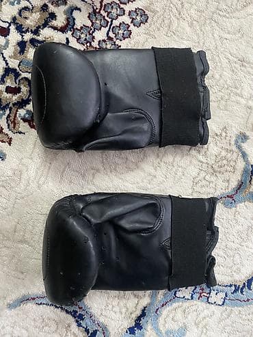 Перчатки: Боксерские перчатки — два комплекта 1) Adidas, красные, 12 oz - — 4