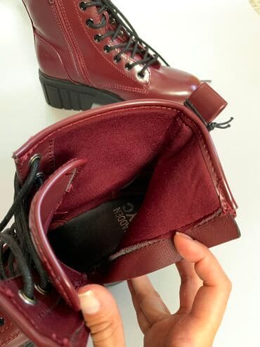 Прокат одежды: Лакированные Деми ботинки новые с Америки 38,5 размер . 1000сом — 3