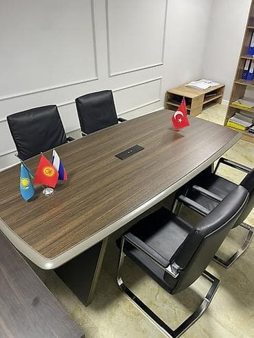 Тумбы и подставки: Офисный стул, цвет - Черный, Другой материал — 2