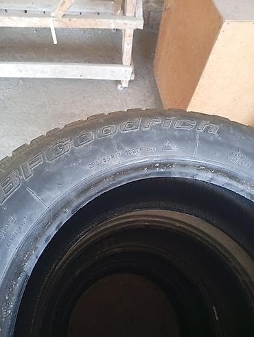 suv: Шины 225 / 65 / R 17, Всесезонная, Б/у, Комплект, Внедорожные (АТ/МТ), BFGoodrich — 2