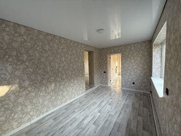 Полдома, 40 м², 2 комнаты, Риэлтор, Косметический ремонт at lalafo.kg Полдома, 40 м², 2 комнаты, Риэлтор, Косметический ремонт