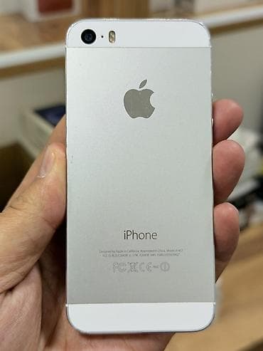 iphone 5s: IPhone 5s, Б/у, 32 ГБ, Серебристый, Защитное стекло, Чехол — 10