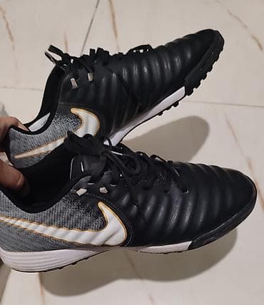 Футбольные бутсы Nike кожаные для игры прошитый - Верх: черная