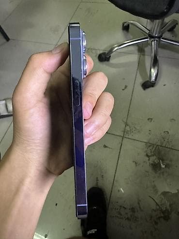 Техника и электроника: IPhone 13 Pro, Б/у, 256 ГБ, Зарядное устройство, Защитное стекло, Чехол, 72 % — 8
