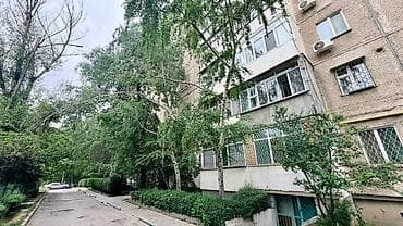 7 мкр: 3 комнаты, 62 м², 105 серия, 9 этаж, Косметический ремонт — 1