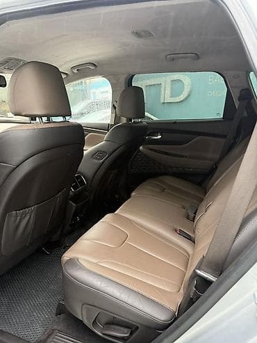 b class: Hyundai Santa Fe: 2019 г., 2 л, Автомат, Дизель, Кроссовер — 8