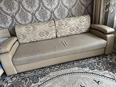 Диван прямой, 3‑местный - Стиль: классический, с мягкими
