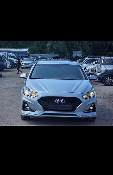 Hyundai Sonata: 2020 г., 2 л, Автомат, Газ, Седан at lalafo.kg Hyundai Sonata: 2020 г., 2 л, Автомат, Газ, Седан