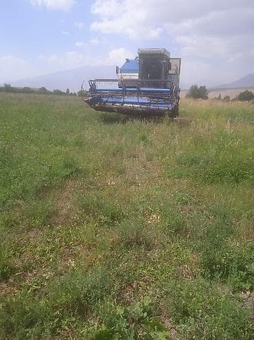 Комбайн сатылат срочно Абалы жакшы Жылы 2006 Полуавтомат гидраход