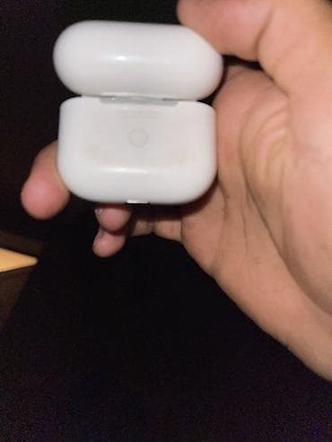 ipod mini: Беспроводные наушники-вкладыши с зарядным кейсом (белые) — 4