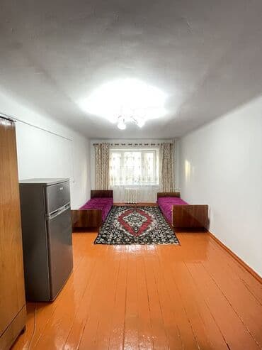 срочно сниму комнату с подселением: 22 м², С мебелью — 1