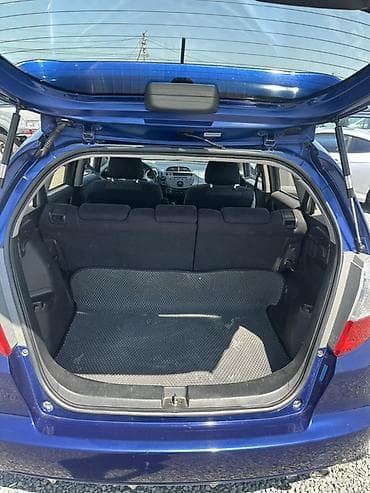 lexus 2001: Honda Fit: 2009 г., 1.5 л, Автомат, Бензин, Хэтчбэк — 6