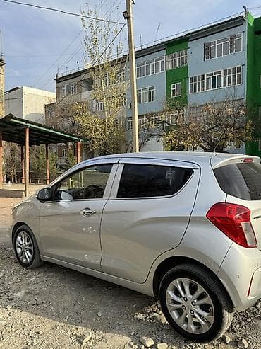 машины малолитрашки: Chevrolet Spark: 2021 г., 1 л, Автомат, Бензин, Хэтчбэк — 8