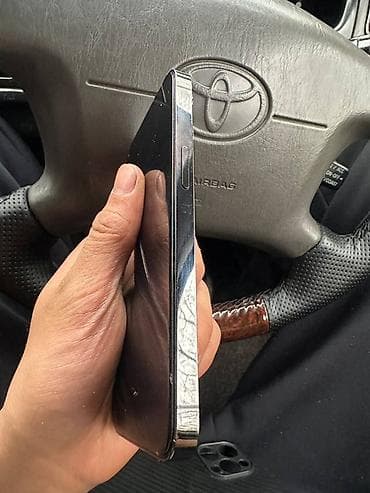 iphone 6с: IPhone 13 Pro, Серебристый, Чехол — 3