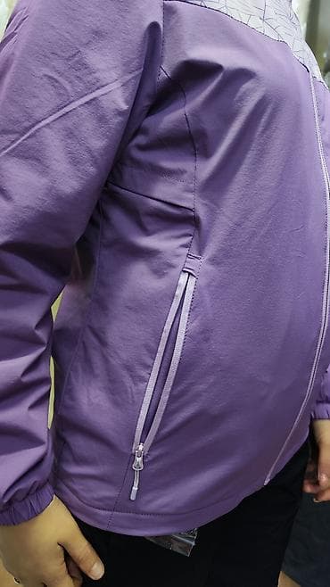 Айымдардын бут кийими: Спорттук костюмдар — 4