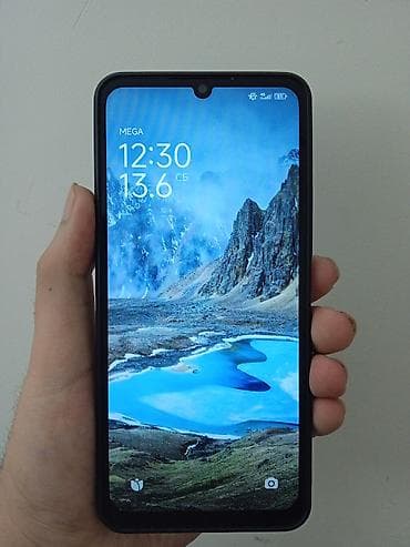 mi 17: Poco C65, Б/у, 128 ГБ, цвет - Голубой, 2 SIM — 1