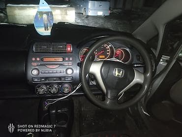 муровей бензин: Honda Fit: 2002 г., 1.3 л, Вариатор, Бензин, Хэтчбэк — 2