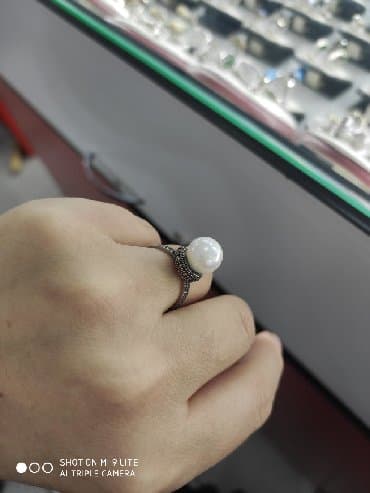 где можно купить обручальные кольца недорого: Кольцо Жемчуг. Серебро с марказидами. Производитель Тайланд. Размеры — 2