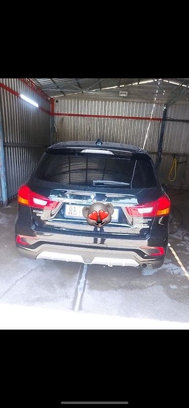 оутбек 2020: Mitsubishi Outlander Sport: 2018 г., 2 л, Автомат, Бензин, Кроссовер — 2