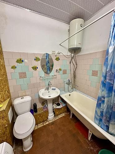 Недвижимость: 2 комнаты, 63 м², бульвар Эркиндик Индивидуалка, 2 этаж, Старый ремонт — 4