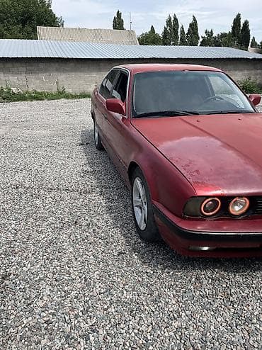 Продажа авто: BMW 5 series: 1991 г., Механика — 2