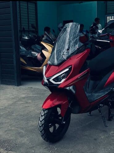 Макси-скутер 150 куб. см, Бензин, Новый, В рассрочку