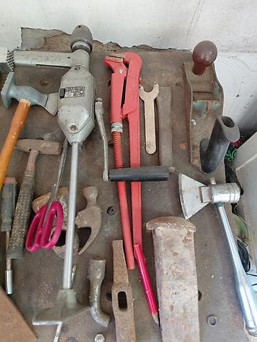 кузнечный молот: Набор электро- и бензоинструмента для работ по дереву, металлу и — 10