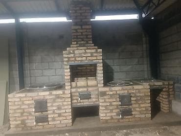 Уличный кирпичный комплекс для приготовления пищи на дровах -