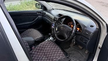 на 211: Toyota Avensis: 2003 г., 1.8 л, Автомат, Бензин, Хэтчбэк — 8