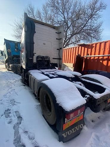 тягачь волво: Тягач, Volvo, 2012 г., Без прицепа — 2