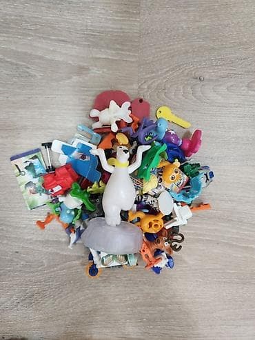 игрушки киндер: Сборный лот киндеров маленьких игрушек и фигурок - Разнообразные — 1