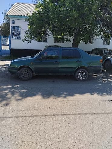 bwb e34: Volkswagen Vento: 1990 г., Механика, Седан — 5